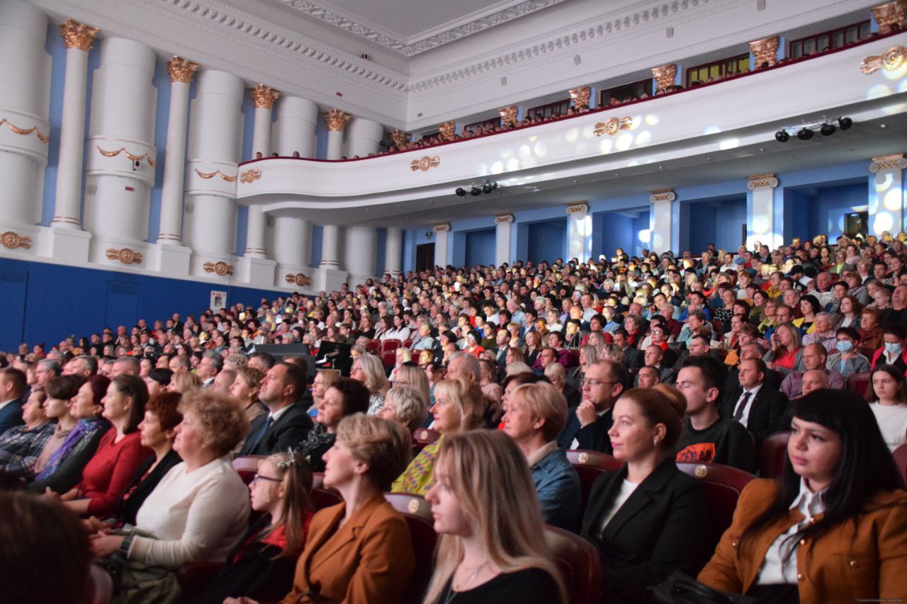 Погода на май 2024 гомель. Праздничный концерт, посвященный Дню народного единства..